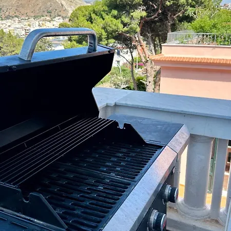 La Terrazza Sul Mare Lejlighed